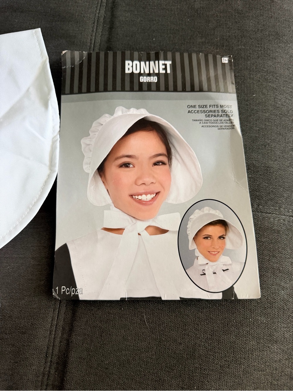 Unk White Bonnet Hat
